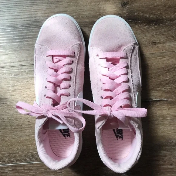 Nike Blazers Low - Picture 2 of 5